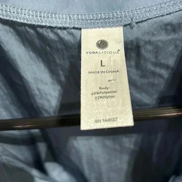 Yogalicious Windbreaker UPF 50+ protection,zip up,drawstring waist,chest pockets - Picture 11 of 13